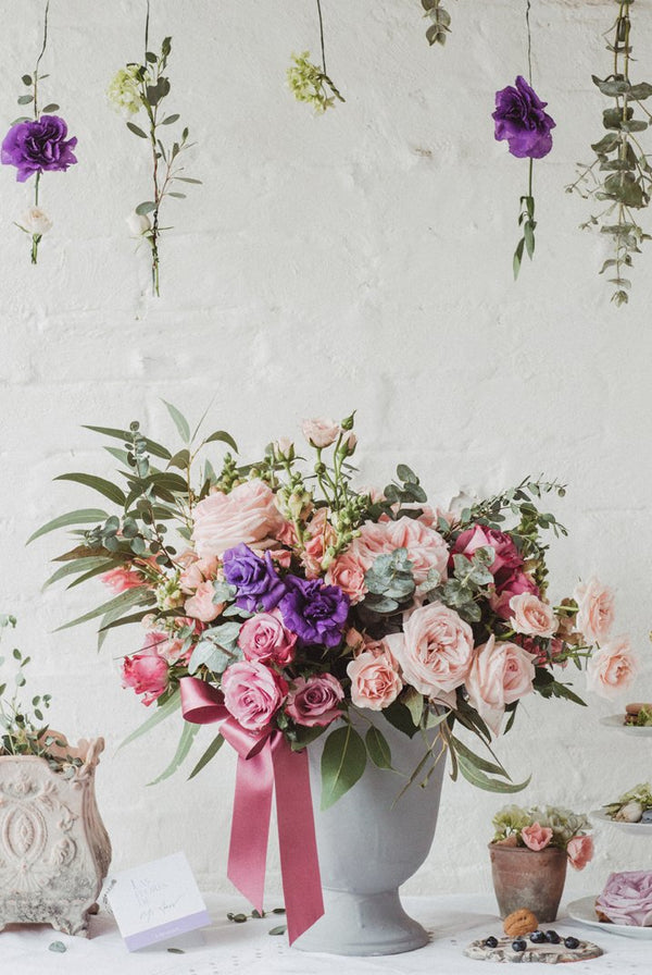 Bari, Ramo de flores  combinación de rosas y lisianthus